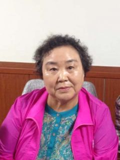 ������ ��